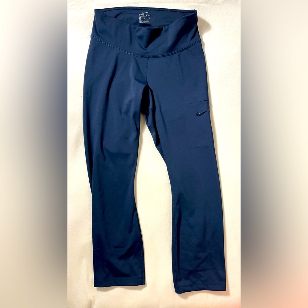 Nike Navy Blue Dri Fit Sport Capri Leggings Women’s Medium